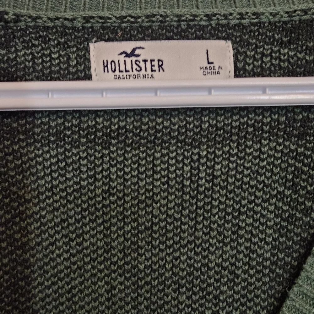 Hollister Button Crop Sweater Size Large - Picture 2 of 5